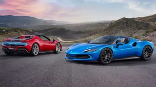 Ferrari 296 GTB vs SF90 vs 812 Competizione