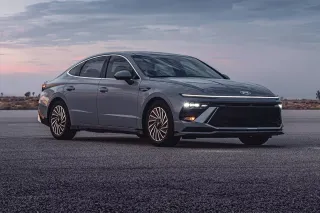Hyundai Sonata Hybrid 2025