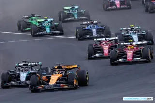 Oscar Piastri Sorprende y Gana el Gran Premio de China 2025