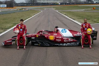 Leclerc y Hamilton