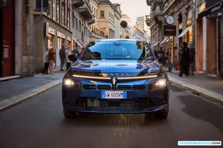 Lancia Ypsilon Ibrida Edizione Cassina