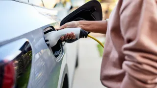 Estudio Revela: 91% de Dueños de Autos Eléctricos en EE.UU. Prefieren No Volver a Gasolina.