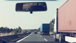 La Estafa del 'Llorón de las Vías' que Afecta a Conductores