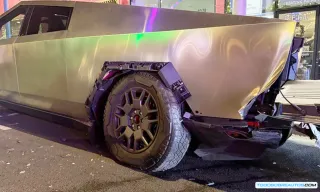 Tesla Cybertruck Siniestrada