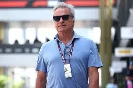 fia buscan frenar a carlos sainz sr. presidente