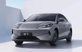 BYD e7