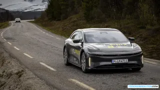 Lucid Air y Tesla Model 3