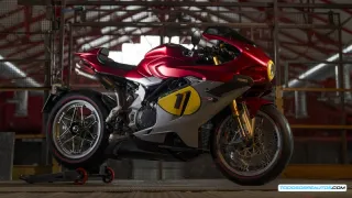 Superveloce 1000 Ago