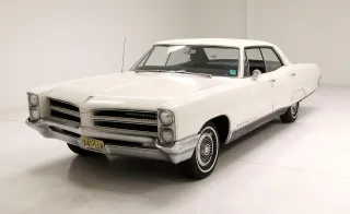 Pontiac Bonneville vehículo blanco de lujo 