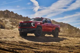 Vehículo Cuatro Puertas Duramax 2026