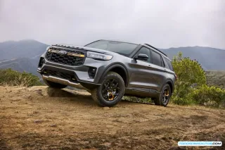 Ford Explorer Tremor 2026, vista frontal tres cuartos.