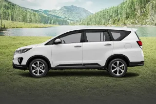 GM Innova Vehículo Compacto y Comodo