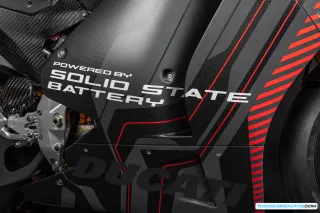Ducati No Frena: Baterías de Estado Sólido