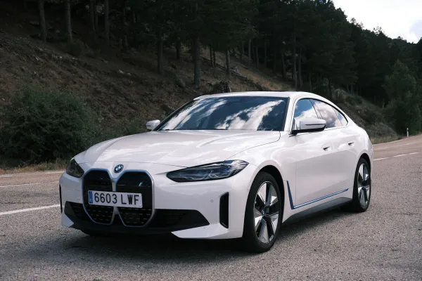 BMW i4 Blanco