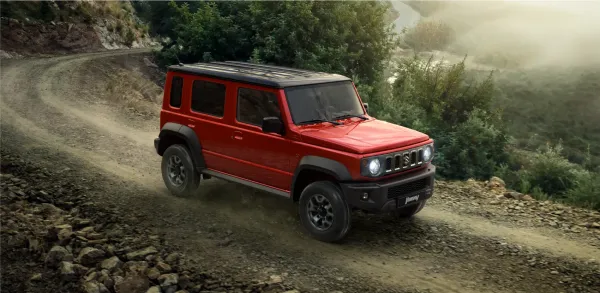 Suzuki Jimny 5 Puertas Roja