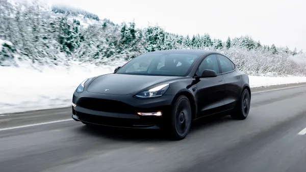 Tesla Model 3 Negro