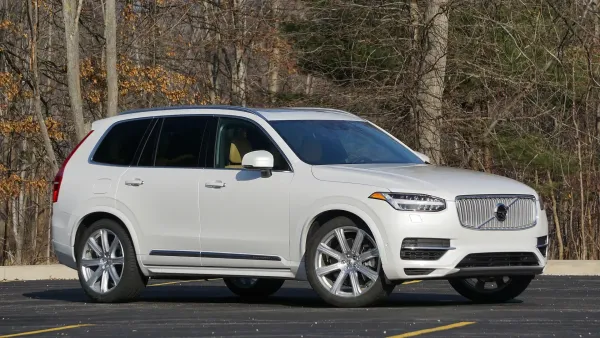 Los 5 Autos Más Seguros para Familias: Comparativa de Modelos 👨👩👧👦🛡️