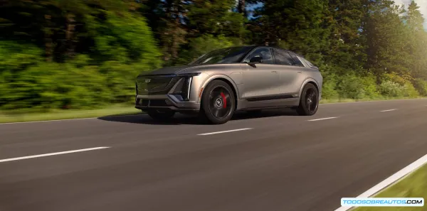 Cadillac Lyriq-V 2026: Análisis del SUV Eléctrico de 615 HP a $79,990