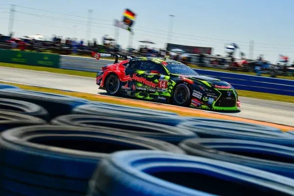 Corvette Racing Busca la Victoria en las 12 Horas de Sebring 2025: Análisis Pre-Carrera y Expectativas