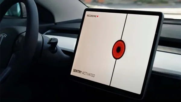 Tesla Centinela: La Actualización Antirrobo que Asusta a los Ladrones (y Por Qué No la Tendrás en Europa)