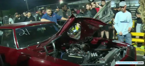 ¡Catástrofe en la Pista! Chevrolet Camaro 1968 Revienta Motor en Carrera Drag: Análisis y Lecciones Aprendidas