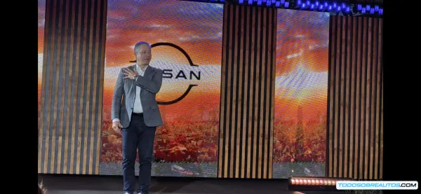 Nissan Mexicana Lidera el Mercado Automotriz por 17 Años Consecutivos: Análisis de su Éxito y Novedades 2025