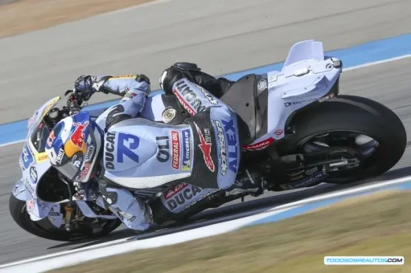 Alex Márquez Récord Jerez MotoGP 2025: Superando Caídas y Desafíos en el GP de España