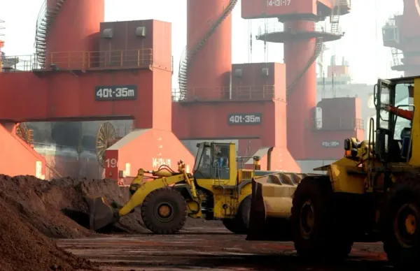 China Suspende Exportación de Tierras Raras: Impacto en la Producción de Autos Eléctricos y la Industria Automotriz Global