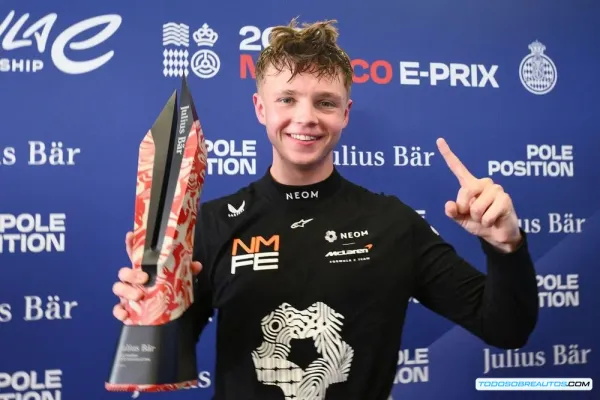 Fórmula E Mónaco 2025: El Novato Barnard Sorprende a Rowland y se Lleva la Pole Position