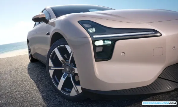 Exeed Exlantix ES: Análisis del Sedán Eléctrico de Chery con 710 km y Precio Disruptivo