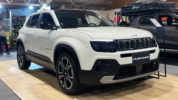 Jeep Avenger Llega a Latinoamérica: ¿El Fin del Reinado en el Segmento B-SUV? Análisis y Perspectivas