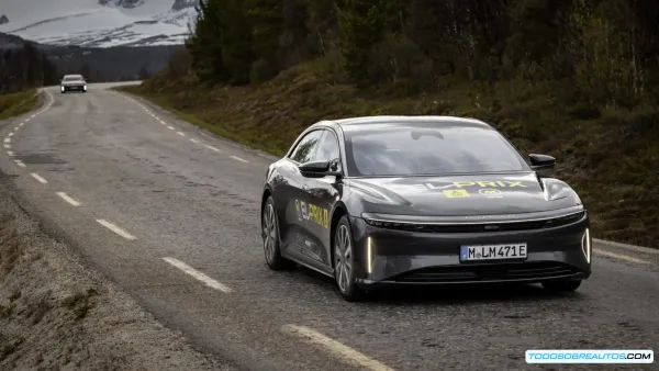 Lucid Air y Tesla Model 3: ¿Quién Domina la Autonomía Real de los Eléctricos?