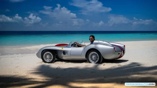 Testa Rossa J: La Réplica Eléctrica del Ferrari Clásico para el Lujo