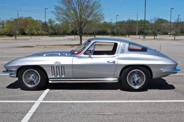 Corvette 396 de 1965: El Icono Big Block rumbo a Monterey y su Legado