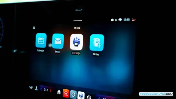 Mercedes-Benz transforma el auto en oficina móvil con Microsoft 365: ¿El futuro del trabajo?