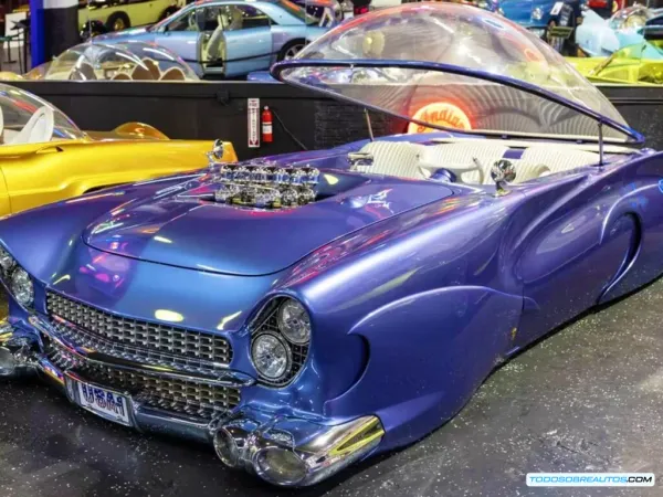 Beatnik Bubbletop: El Ford Modificado Más Icónico de la Historia del Kustom Va a Subasta