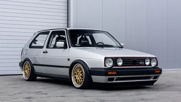 Volkswagen VR5: ¿Por Qué Fracasó el Innovador Motor de 5 Cilindros de VW?