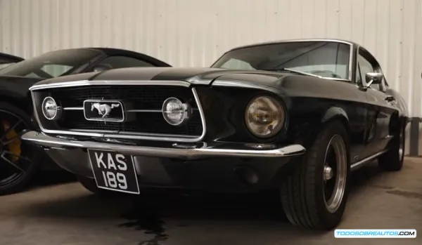 Richard Hammond: El Legado del Ford Escort RS2000 y Mustang Clásico
