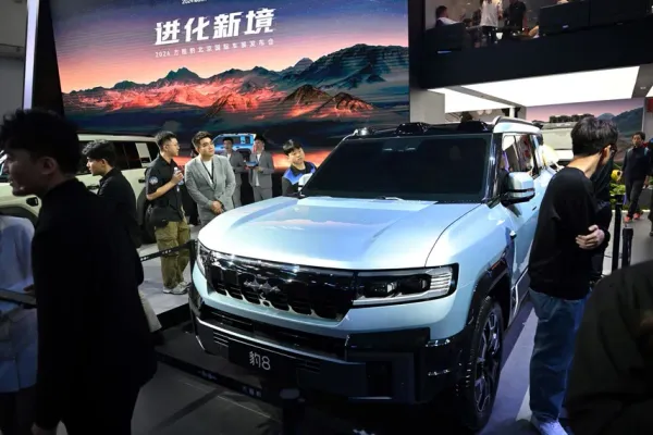 Mar Rojo: ¿La Ventaja Oculta de los Autos Chinos en el Comercio Global?