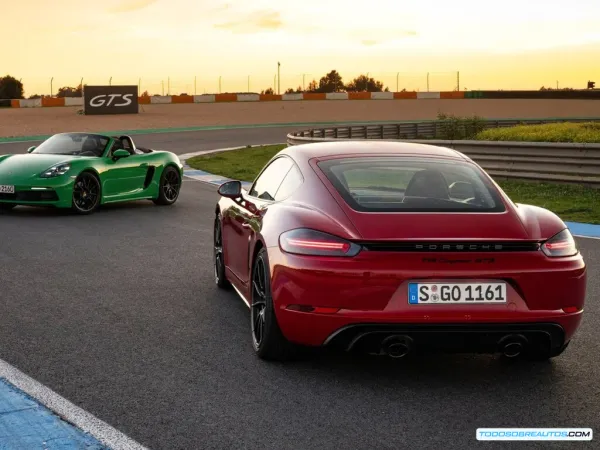 Adiós al 718 ICE: Porsche Apuesta por un Futuro Eléctrico para Boxster y Cayman
