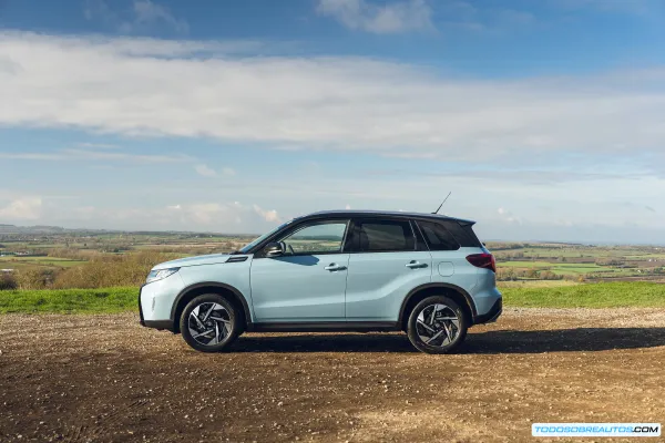 Suzuki Vitara: El Éxito Silencioso del SUV Híbrido de Menos de 25.000€
