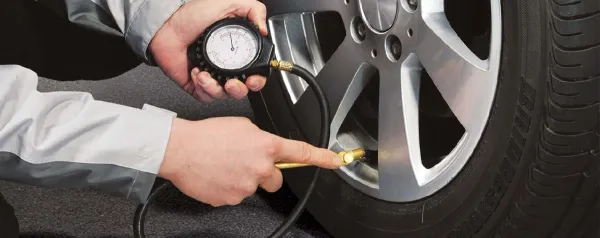 Presión de Llantas: Clave para Ahorrar Gasolina, Seguridad y Durabilidad