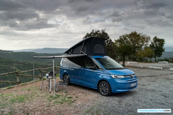 VW California T7 e-Hybrid a Prueba: ¿La Cámper Híbrida que Necesitas?