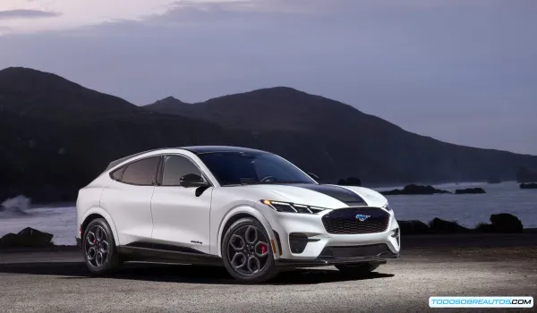 Ford Mustang Mach-E California Special: ¿El espíritu clásico electrificado?