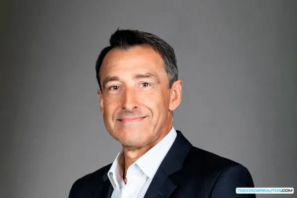 ¿Por qué Renault Descartó a Geely en Europa? Estrategia y Futuro del Automóvil