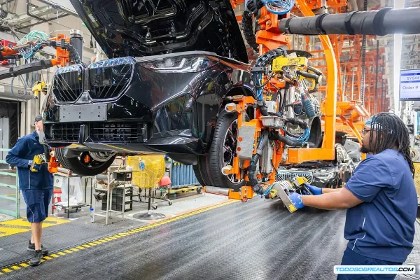 Aranceles de Trump: El Costo Oculto de 600.000 Coches Europeos y el Auge Chino