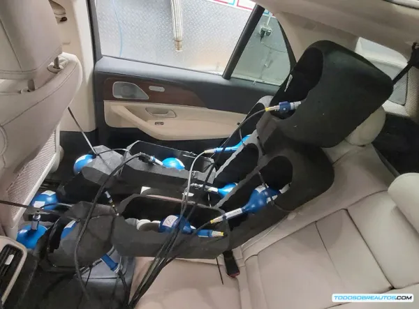 ¿Los coches eléctricos emiten radiación peligrosa? El estudio del ADAC que desmonta el mito