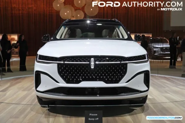 Por qué el Lincoln Nautilus no despega en el competitivo segmento SUV de lujo