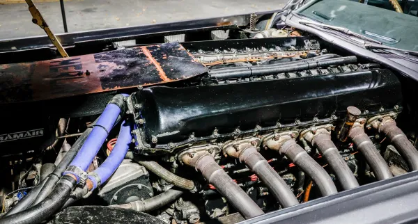 La Bestia: Historia y análisis del falso Rolls-Royce con motor de avión de la II Guerra Mundial