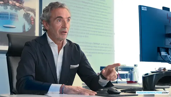 Análisis del récord de ingresos de Porsche en España y Portugal: estrategias y desafíos en 2024